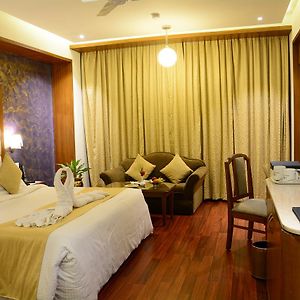 Premier King Room